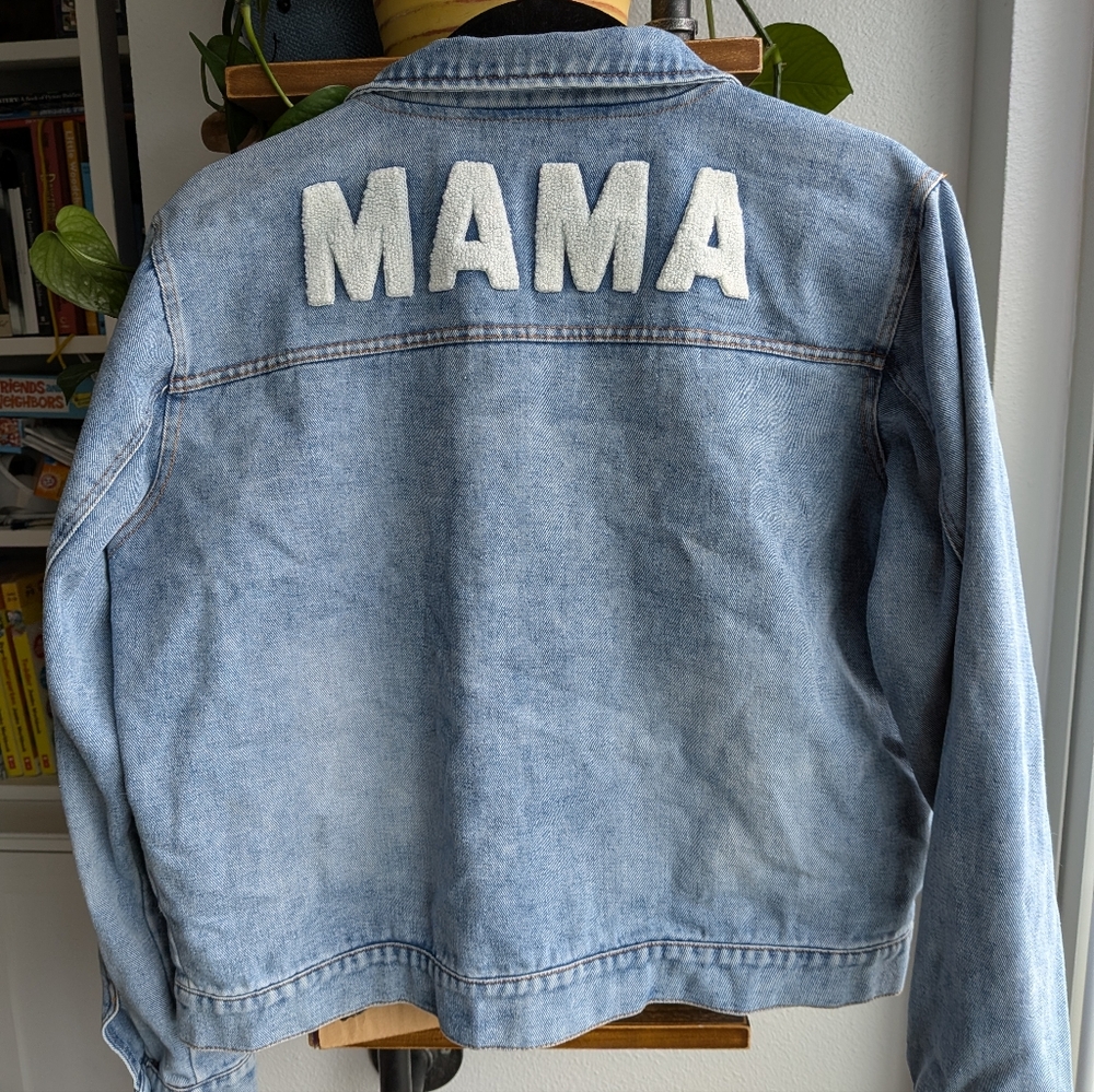 PatPat "MAMA" Distressed Denim Jacket - Women's Large - Excellent Condition - Picture 4 of 10